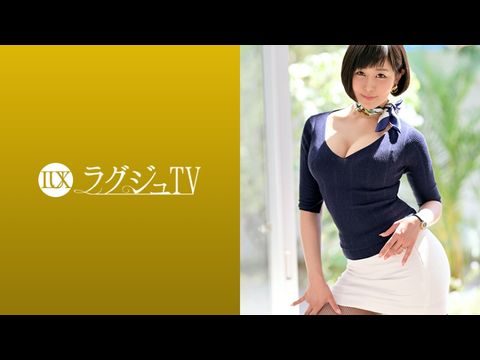 259LUXU-1133 ラグジュTV 1118 オイルで光る豊満な女体で興奮を誘い、美尻の割れ目に肉棒を挟み扱く尻コキや、涎を絡ませ男根を味わうフェラなど、激しく男を責め立てる淫乱ぷり。その姿に、普段の麗しき英会話講師の面影は無い…。}
